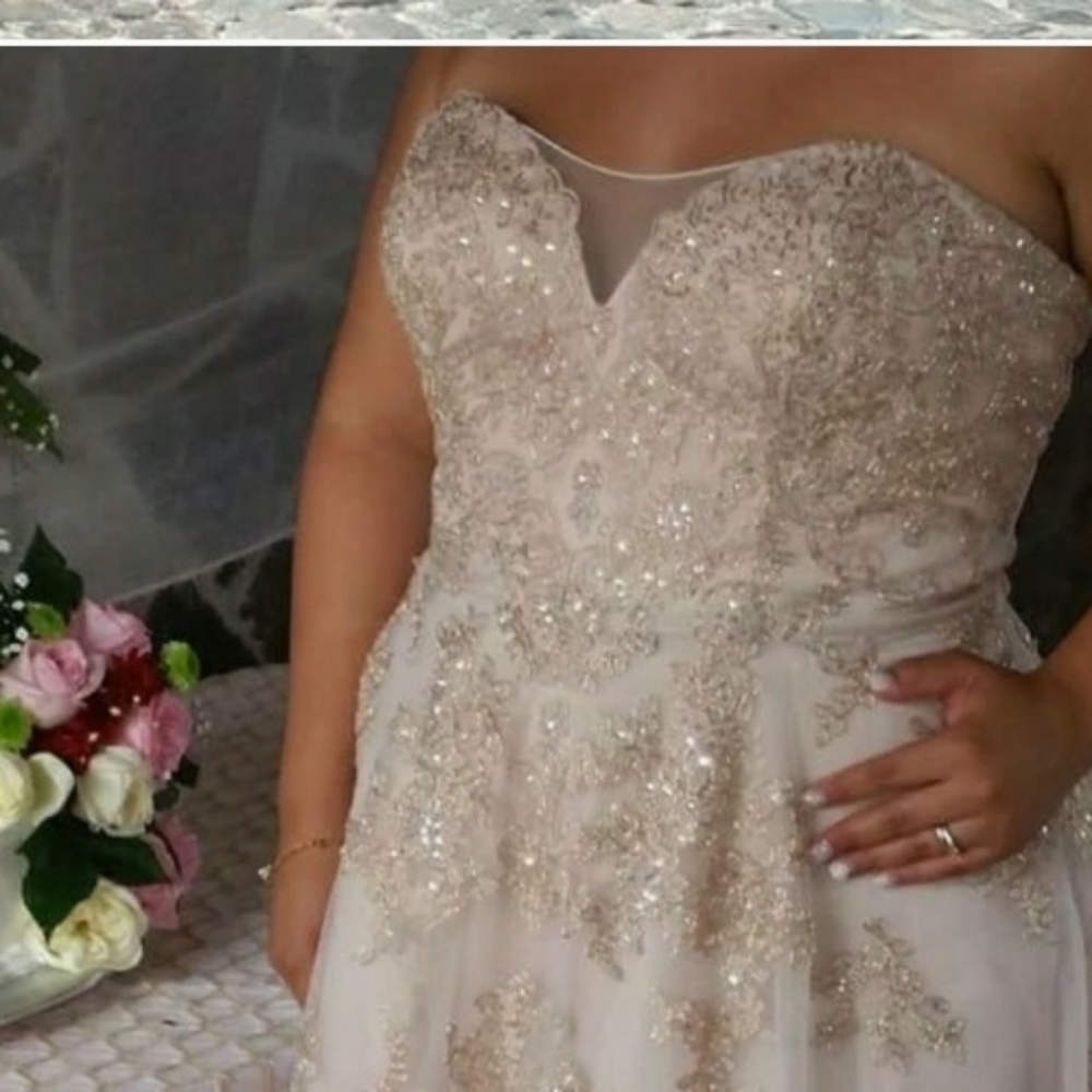Rose gold bridal gown - Picture 2 of 4